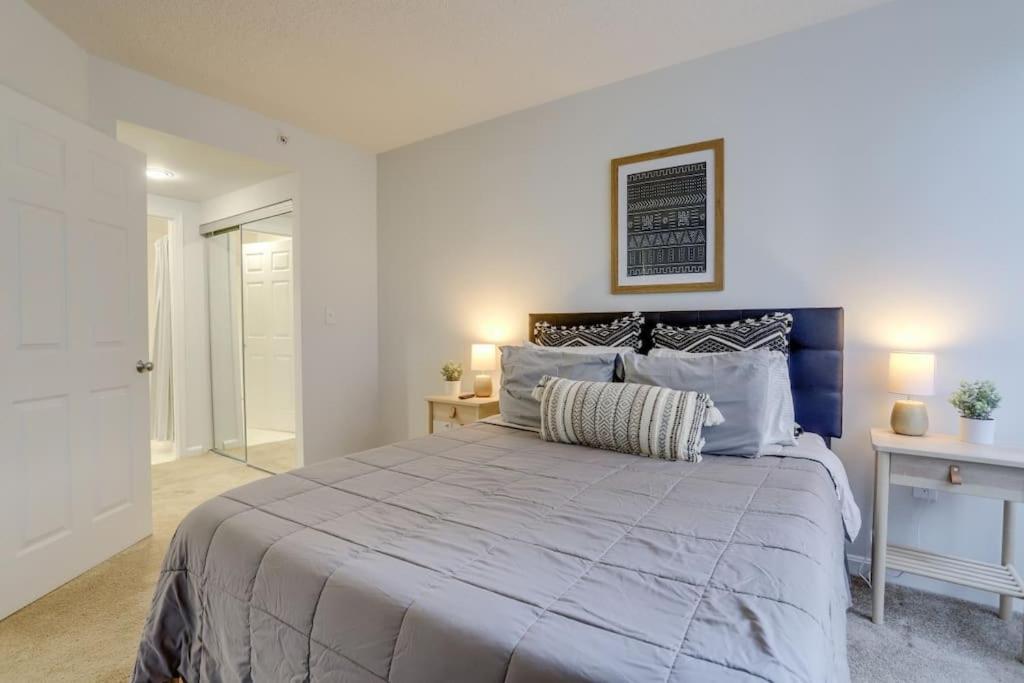 Sensational 1 Bedroom Condo At Ballston Place With Gym Arlington Dış mekan fotoğraf