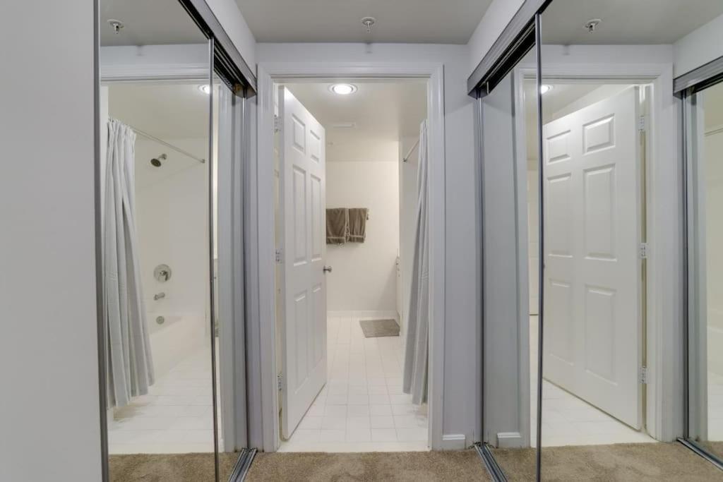 Sensational 1 Bedroom Condo At Ballston Place With Gym Arlington Dış mekan fotoğraf