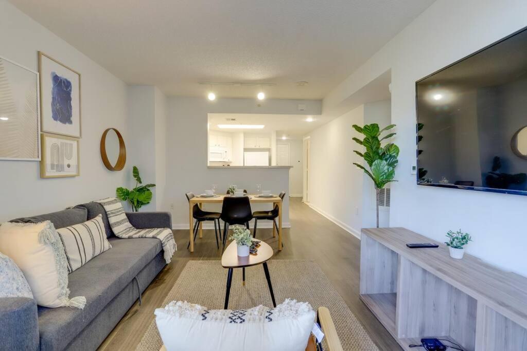 Sensational 1 Bedroom Condo At Ballston Place With Gym Arlington Dış mekan fotoğraf